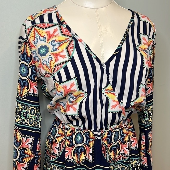 Women’s Long Sleeve Dress - Picture 5 of 15